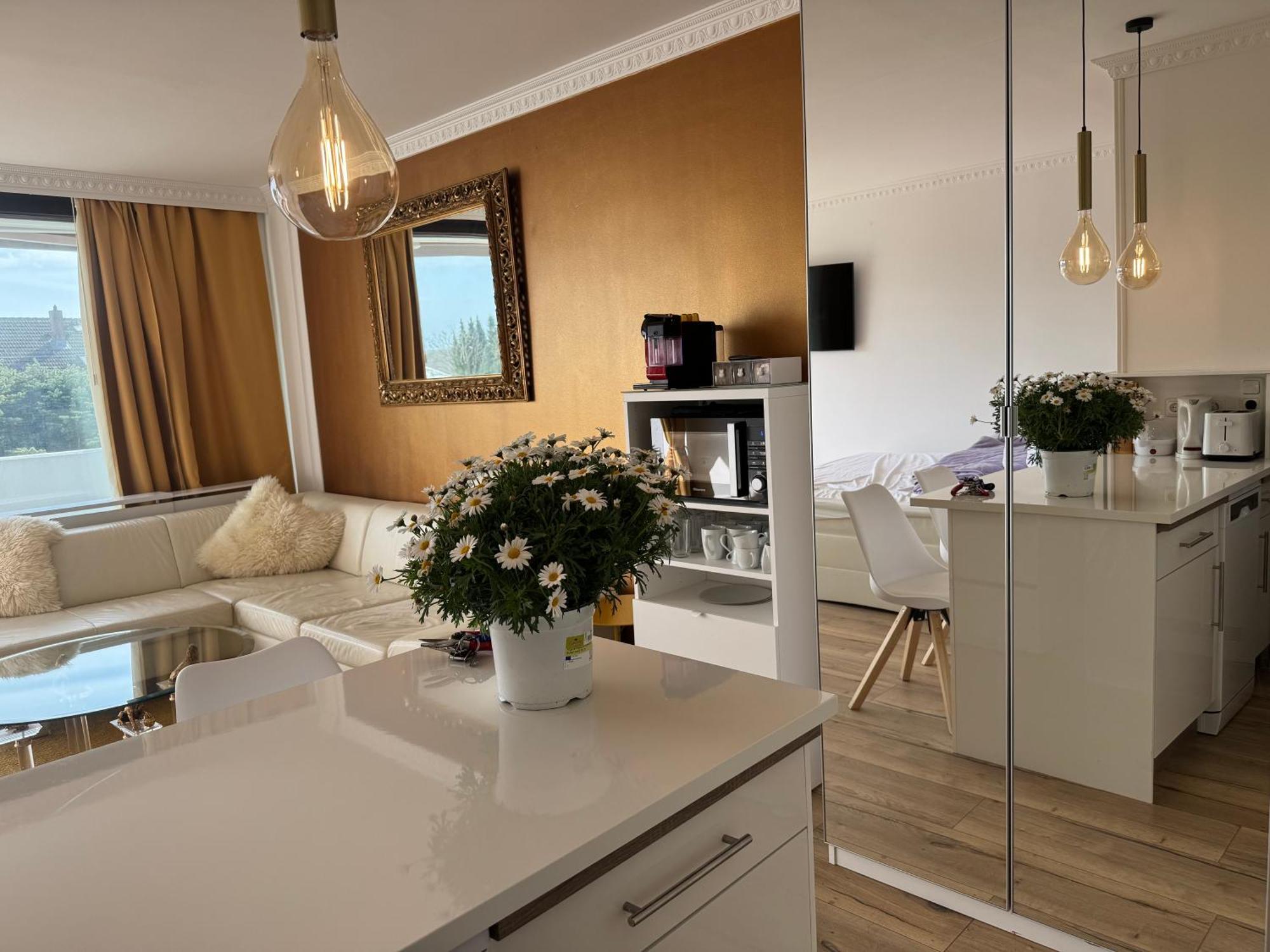 Tiffany'S Ferienapartments Sind Alles, Ausser... Gewoehnlich!!! Timmendorfer Strand Eksteriør bilde